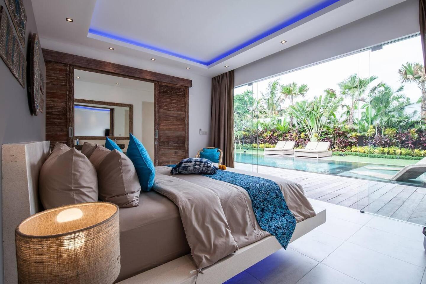 Villa Spacious 4 Bedroom Garden And Pool *